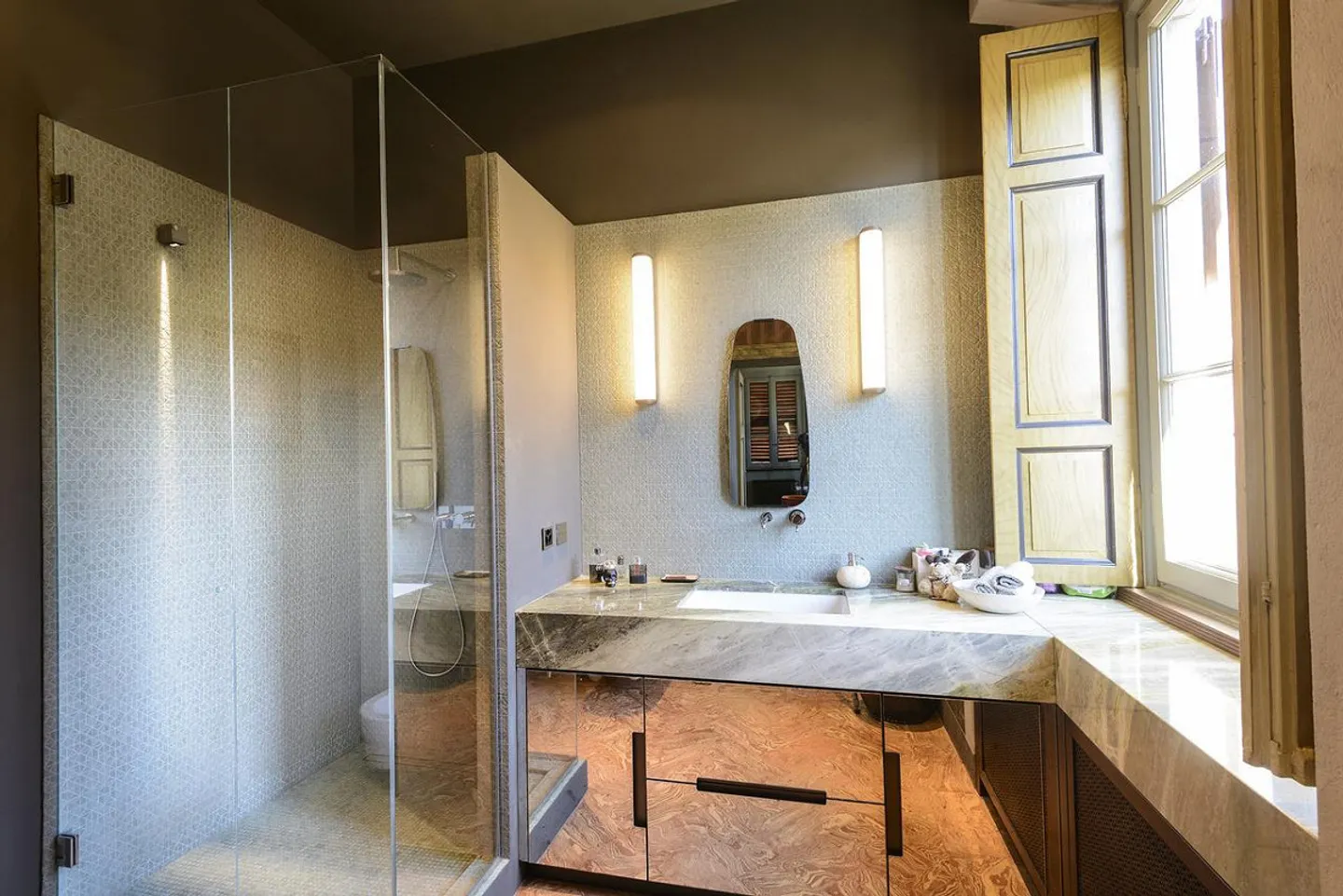 Guidini Castle - Magnificent Historical Property in Collina d'Oro - Photo 12 of 16