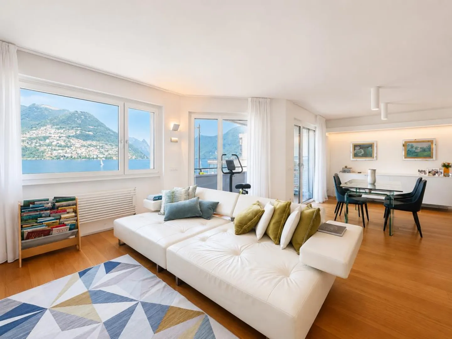 Superbe 4,5 pièces avec plage privée - Photo 4 sur 12