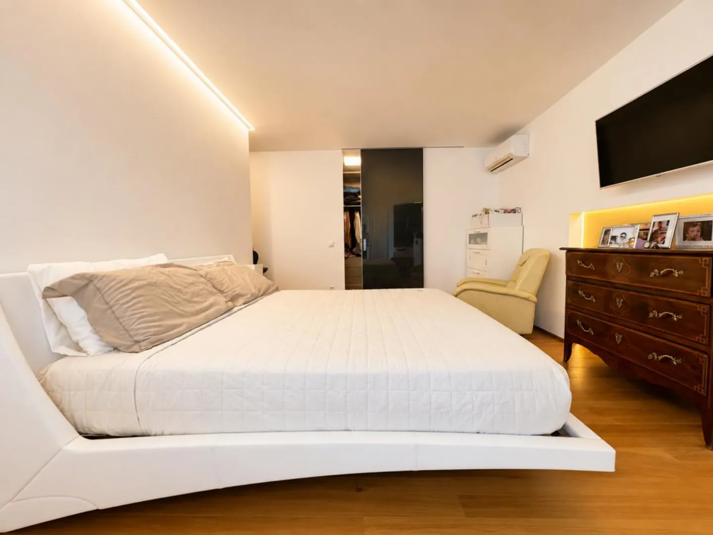 Superbe 4,5 pièces avec plage privée - Photo 10 sur 12