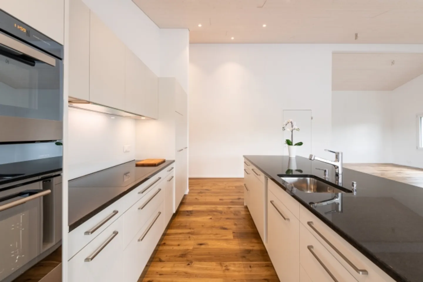 «Grosszügiges Wohnkonzept mit schöner Aussicht» - Foto 3 von 7