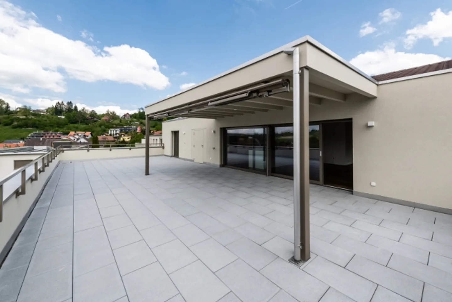 «Grosszügiges Wohnkonzept mit schöner Aussicht» - Foto 7 von 7