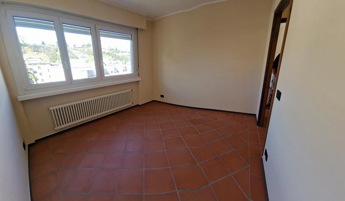 Luxuriöse Attika mit Panoramablick - Foto 17 von 30