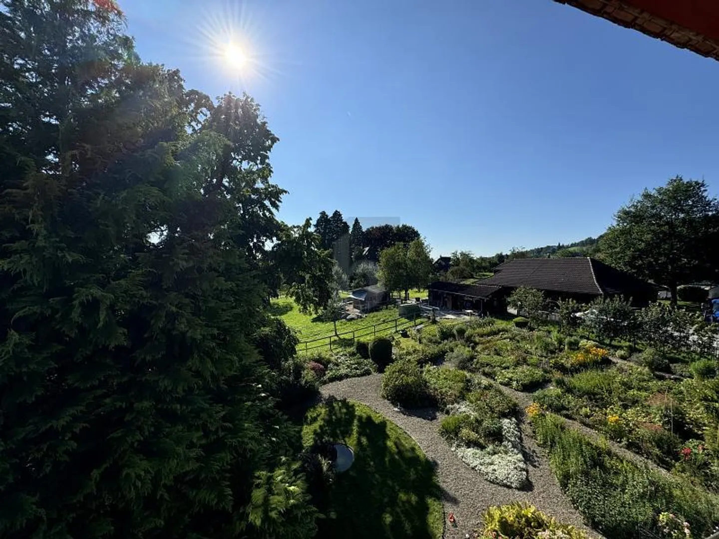 WOHNEN MIT CHARME UND CHEMINÉE - Foto 1 di 6