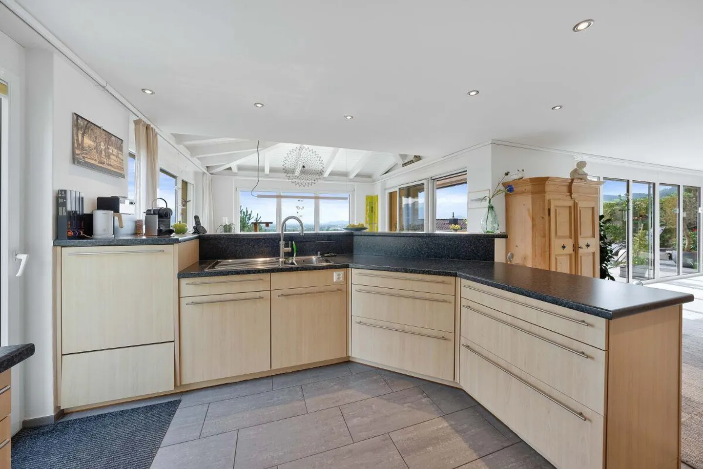 Single-family house - Photo 3 of 13