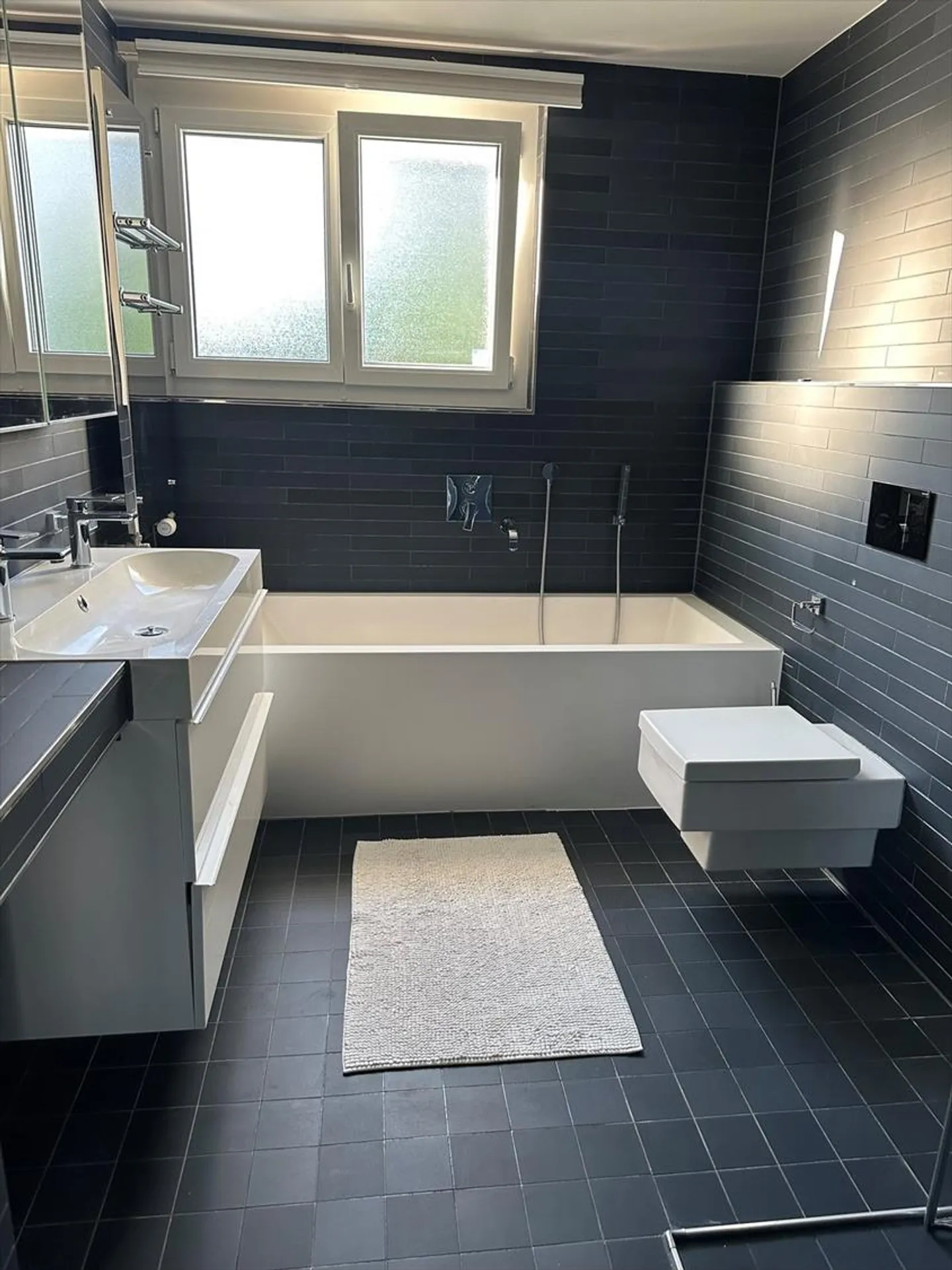 4,5 renovierte Zimmer, 1. Nettomiete angeboten! - Foto 3 von 7