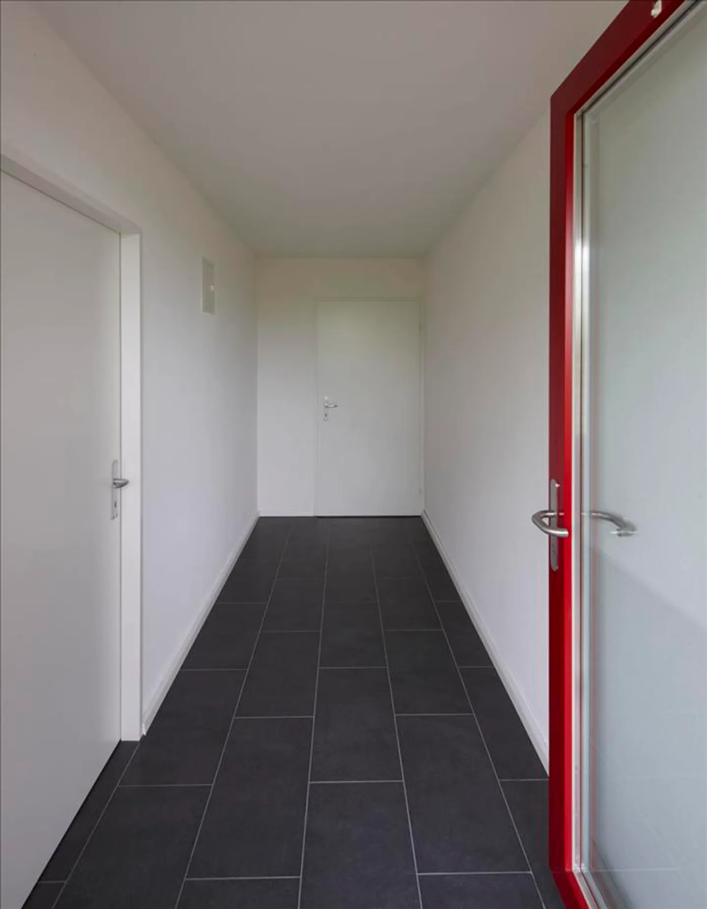 Geräumige Wohnung mit Service - Foto 4 von 6