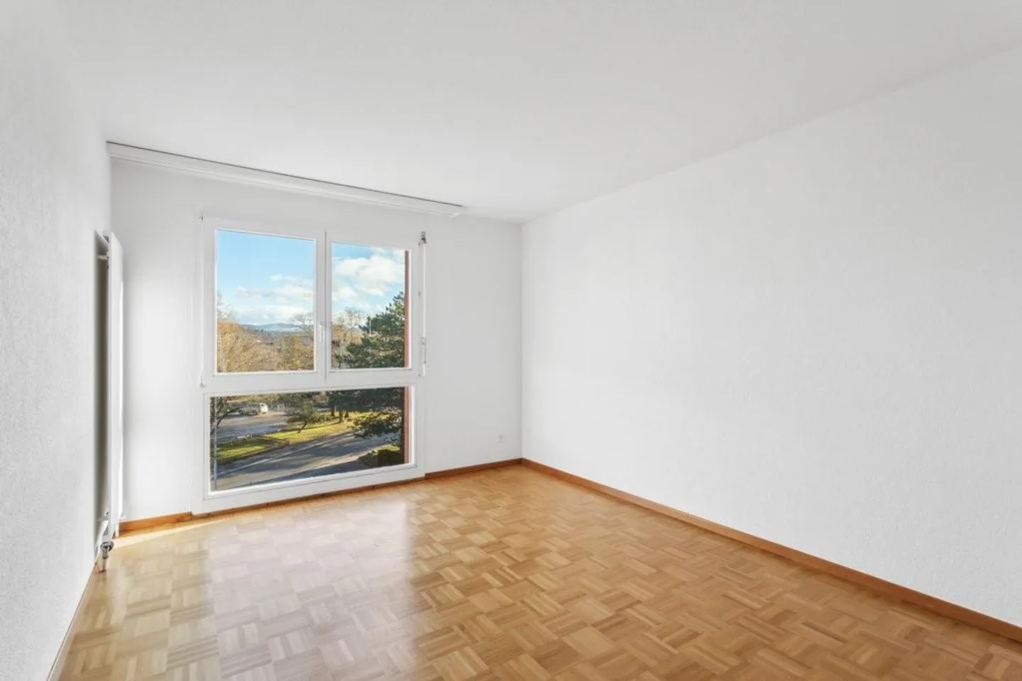 Appartamento spazioso con vista sul verde - Foto 7 di 12
