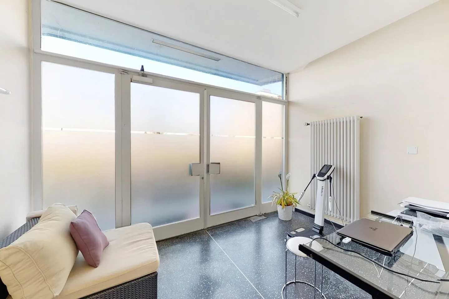 236m² - Vielseitig nutzbares Geschäftslokal -  befristen bis Anfang 2027 - Foto 7 von 11