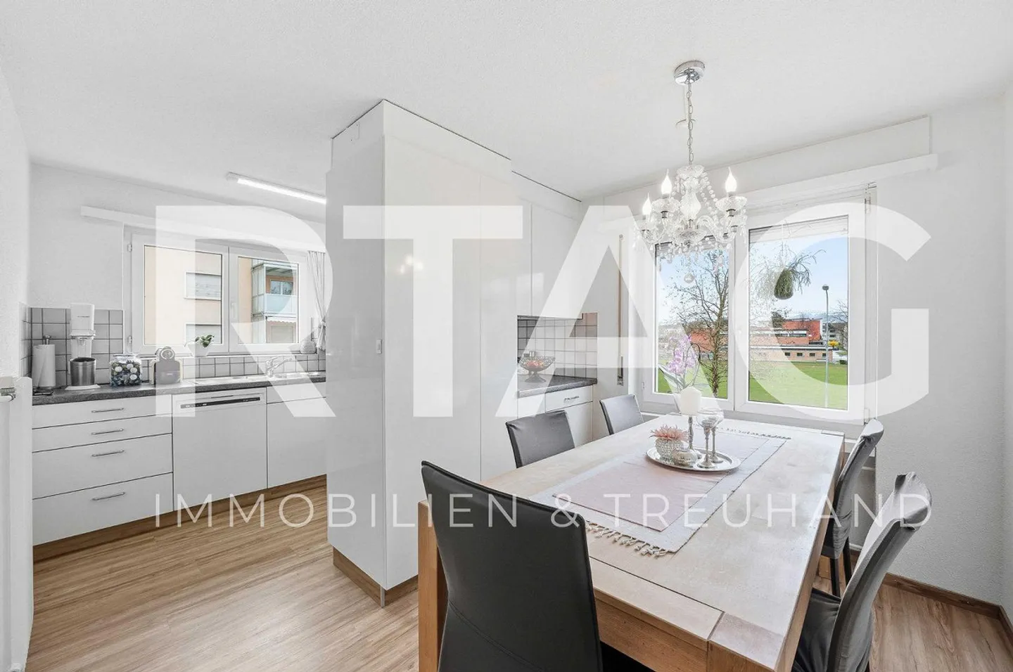 Appartamento 3.5 locali - Foto 1 di 11