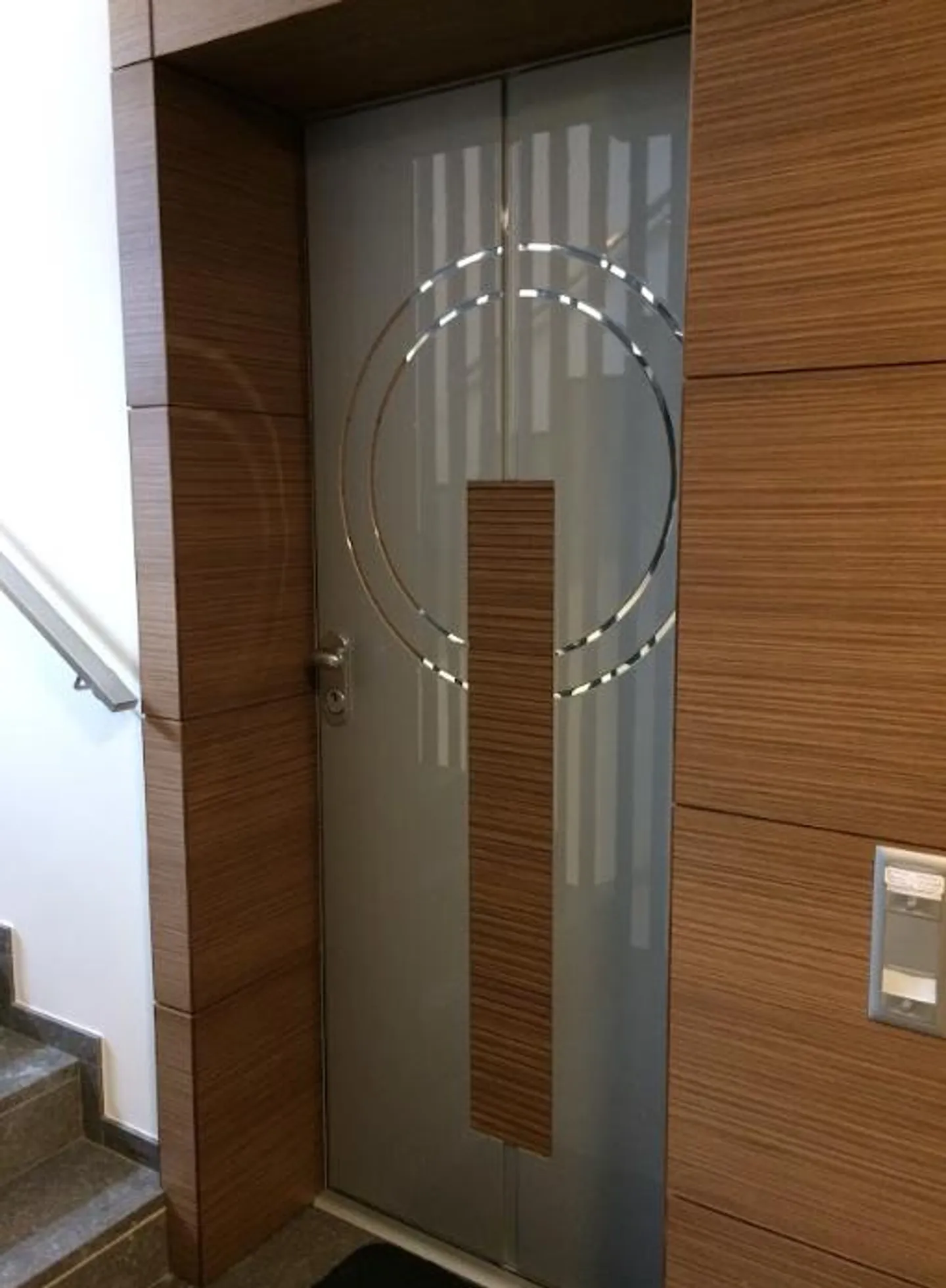 Appartamento moderno con terrazza - Foto 4 di 16