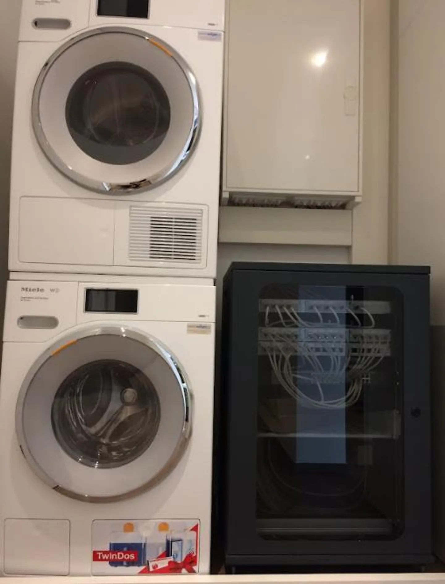 Appartamento moderno con terrazza - Foto 5 di 16