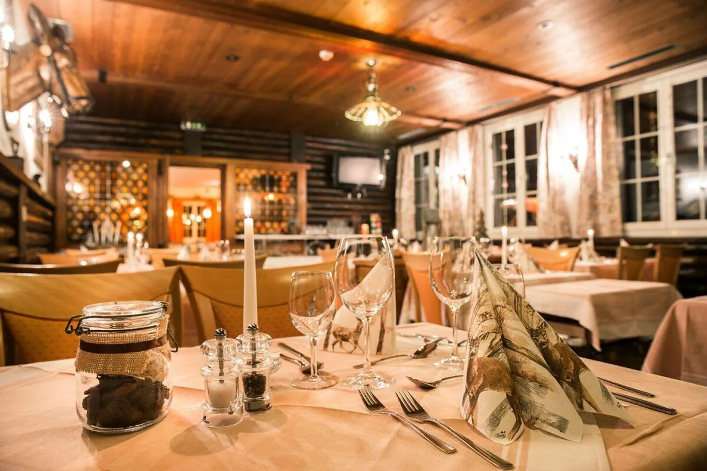 Hotel Alpha beautiful three-star operation in Saas-Grund. - Photo 3 of 17