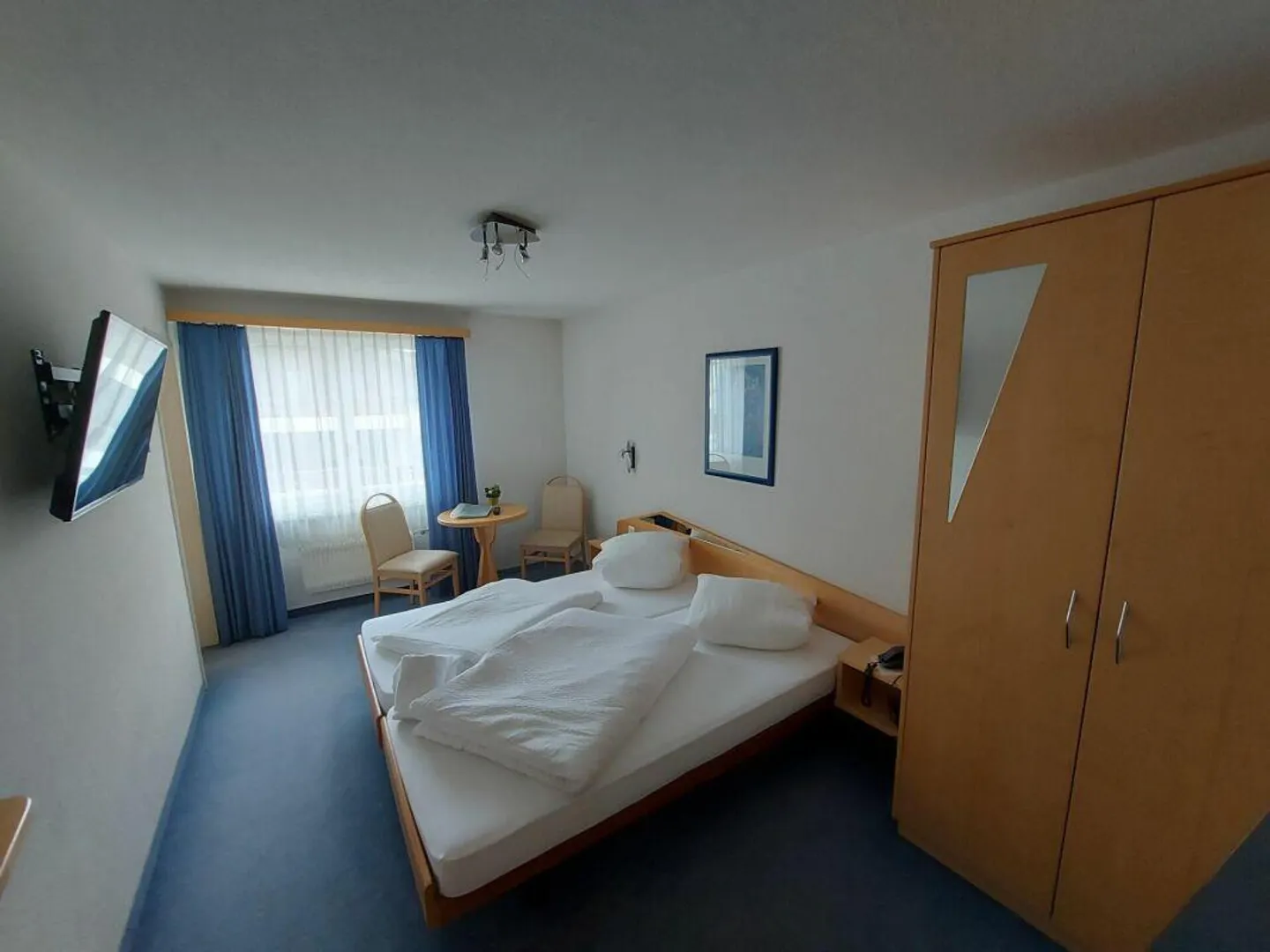 Hotel Alpha beautiful three-star operation in Saas-Grund. - Photo 8 of 17
