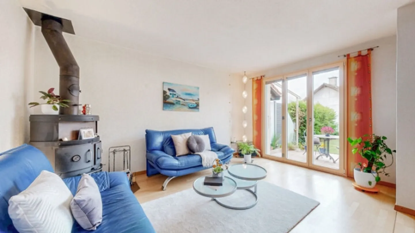 Stepped house for sale - Photo 4 of 8