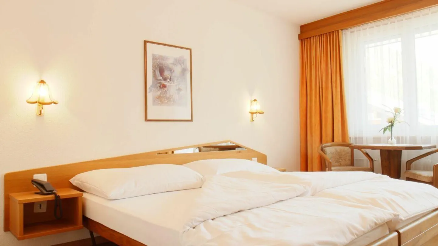 Hotel Alpha beautiful three-star operation in Saas-Grund. - Photo 6 of 17
