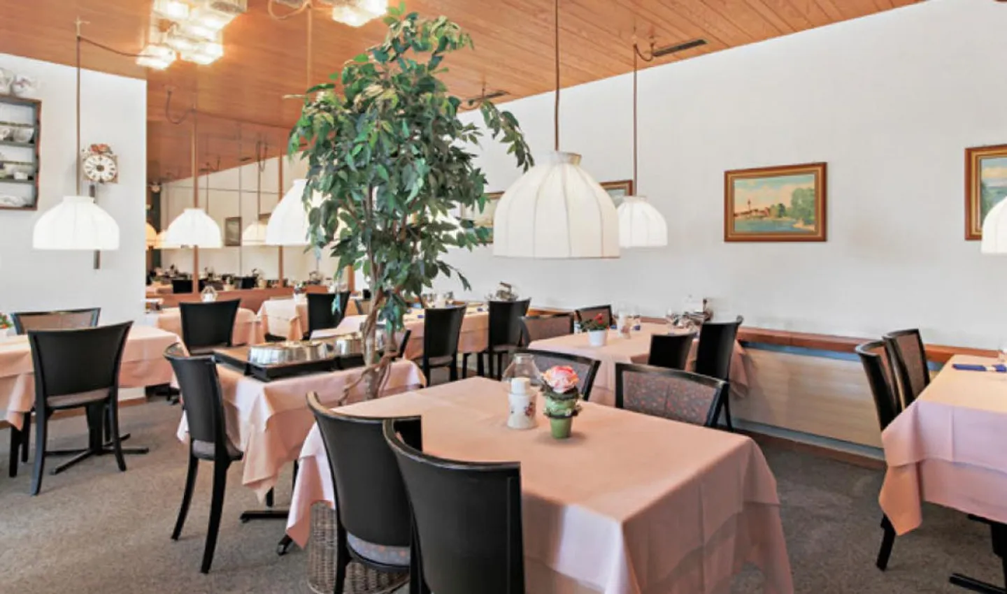 Charmante Café-Restaurant Gelegenheit - Foto 4 von 10