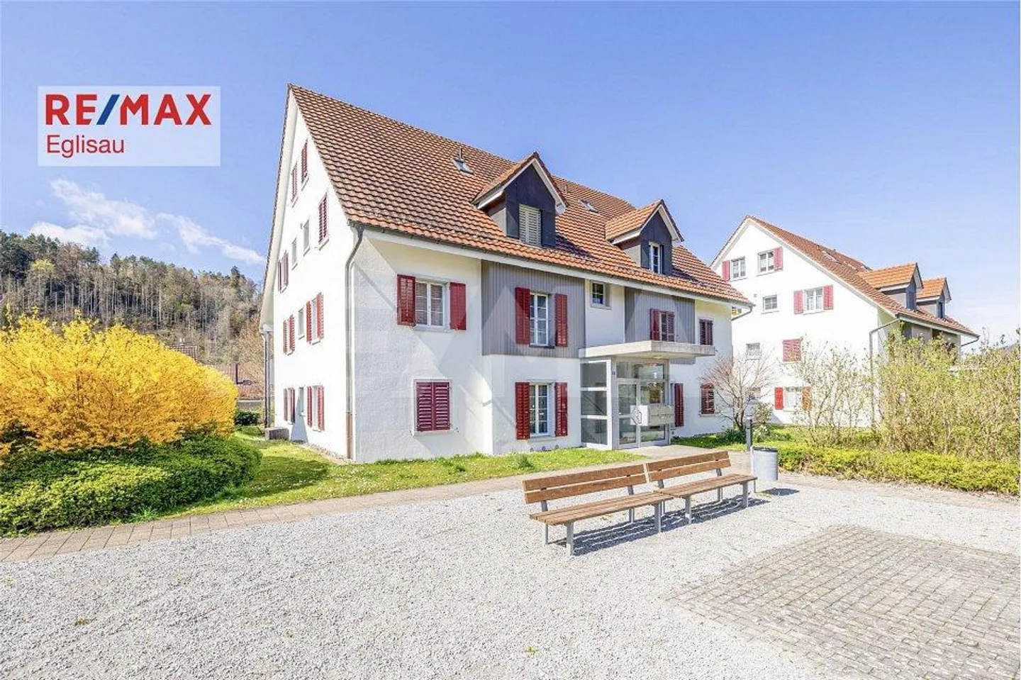 Charming Maisonette Apartment - Photo 1 of 13