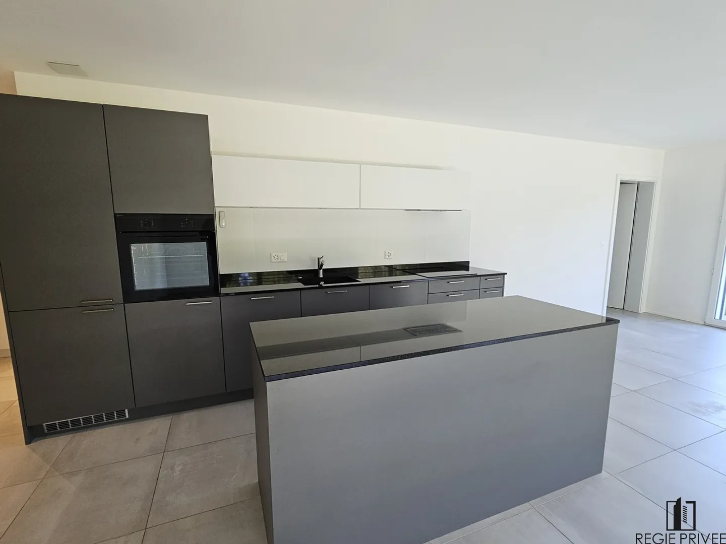 Appartamento di 3,5 locali al piano terra - Foto 1 di 7