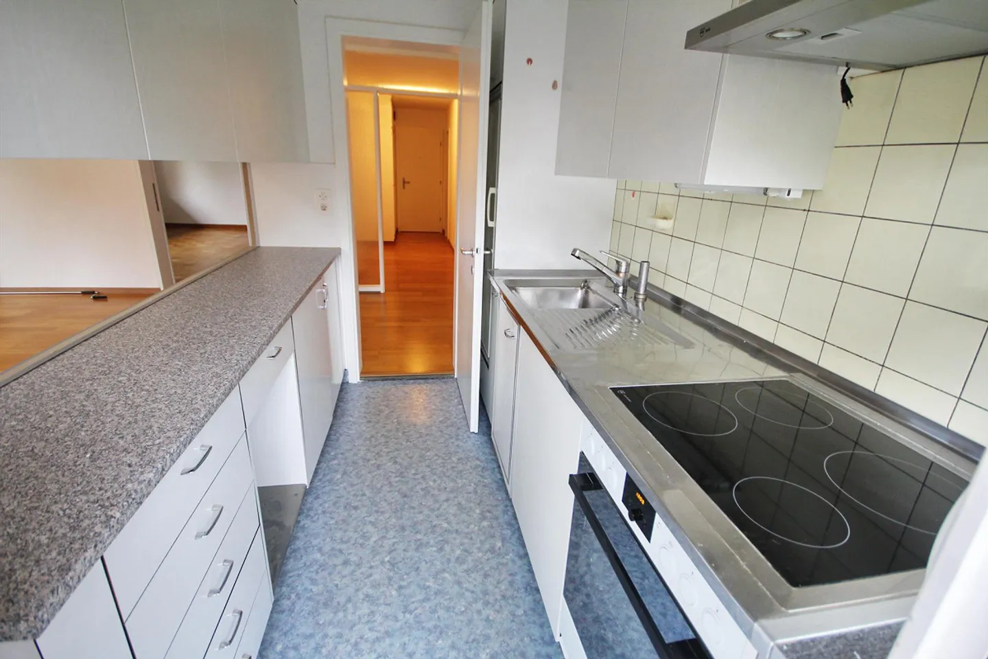 Appartamento affascinante di 4,5 stanze con balcone ad Aarau - Foto 2 di 5