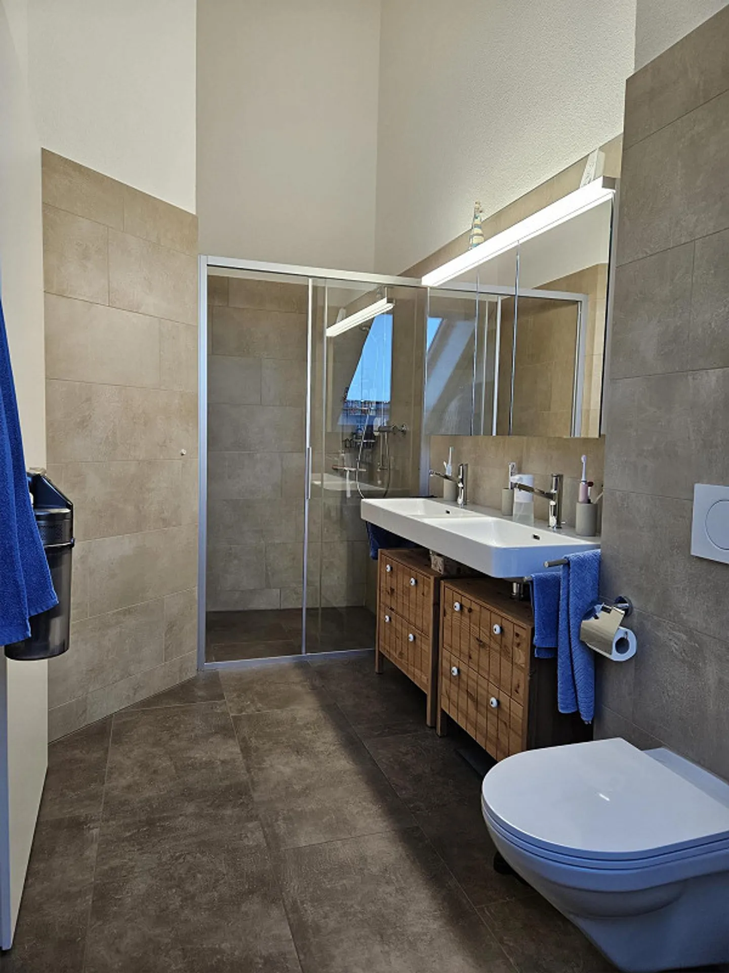 Appartement de 4,5 pièces à louer dans les combles - Photo 9 sur 15