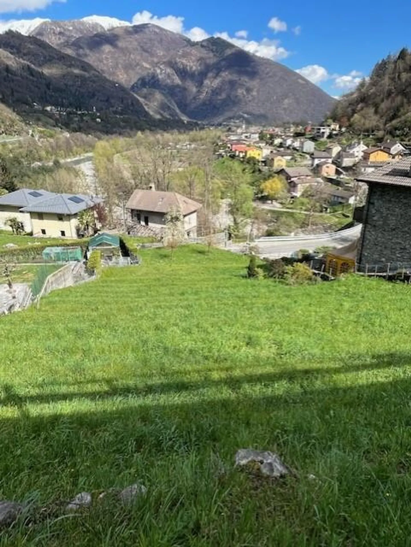 Rustico ristrutturato con terreno - Foto 3 di 6