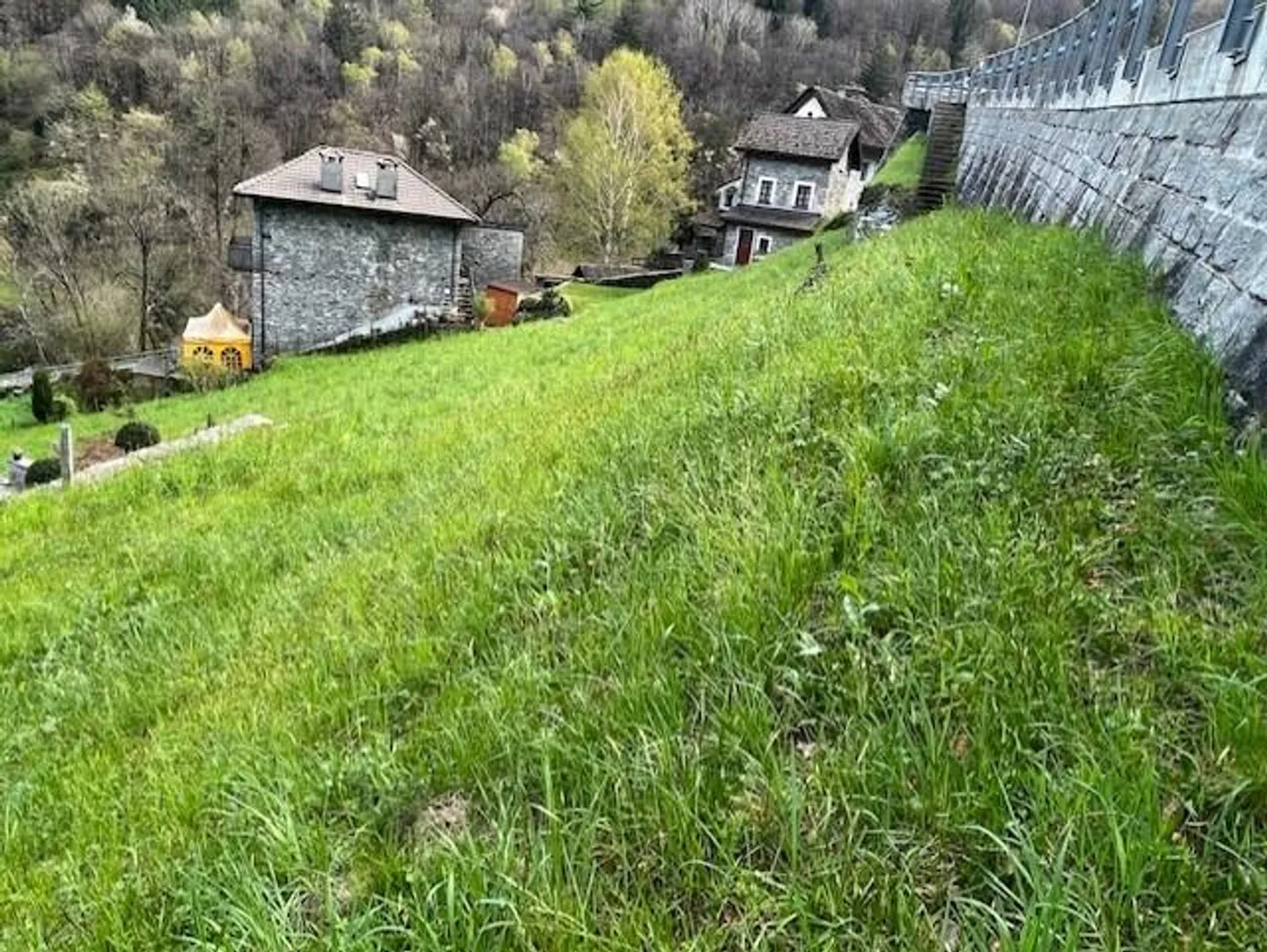 Rustico ristrutturato con terreno - Foto 4 di 6