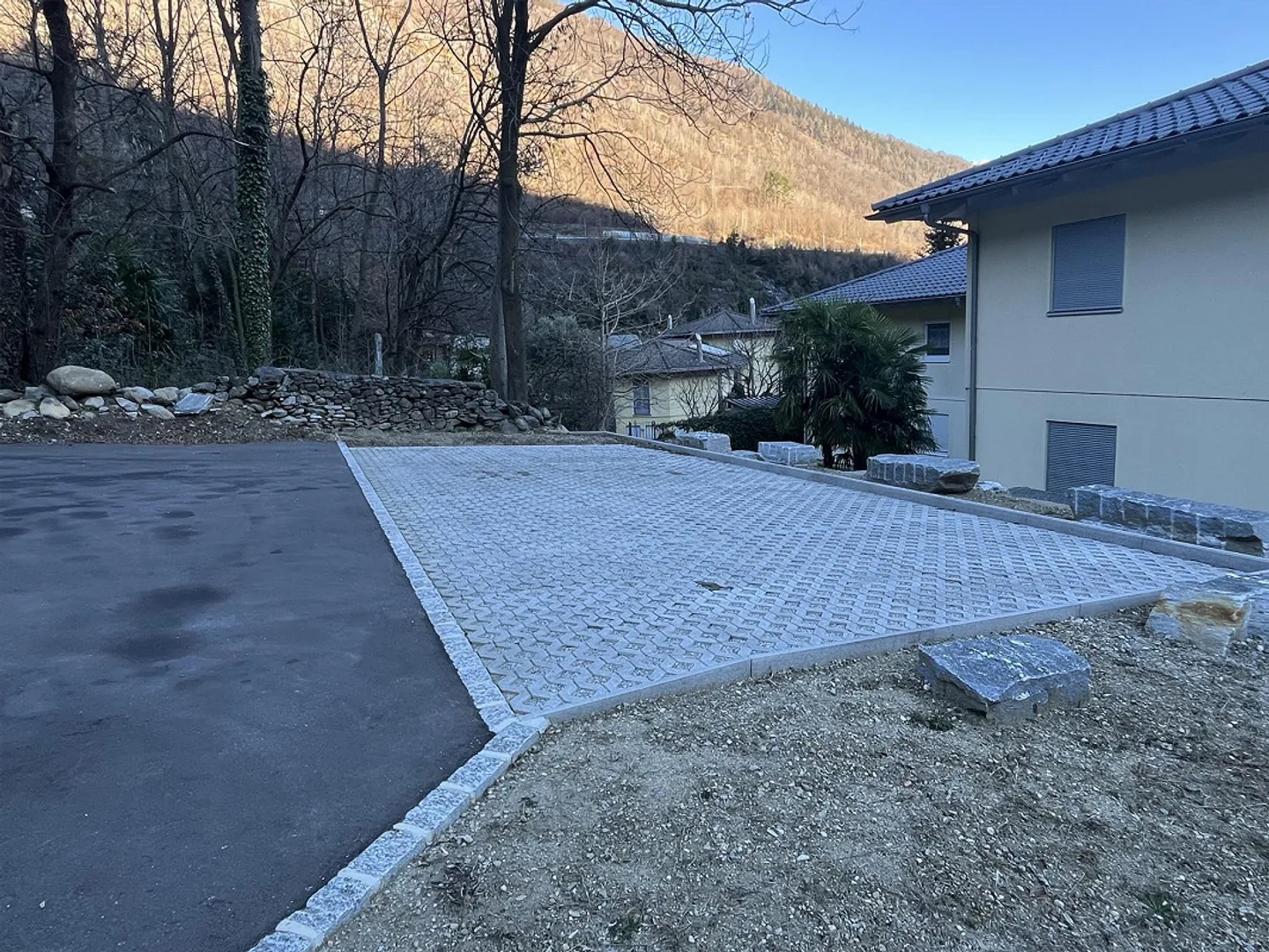 Rustico ristrutturato con terreno - Foto 6 di 6