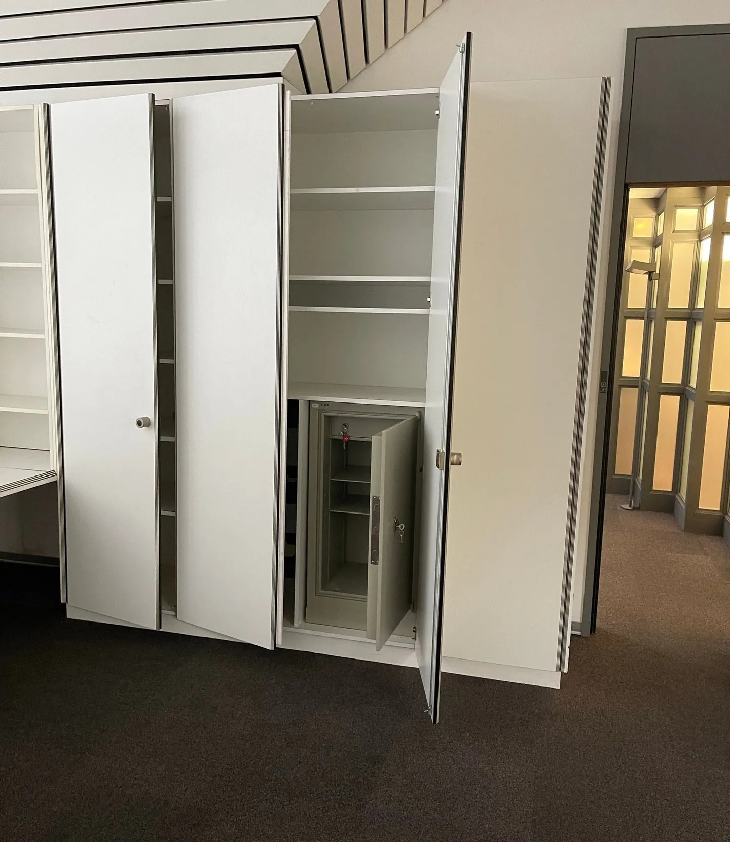 zentrale und grosszügige Gewerbefläche am Zürichsee - Foto 6 von 6