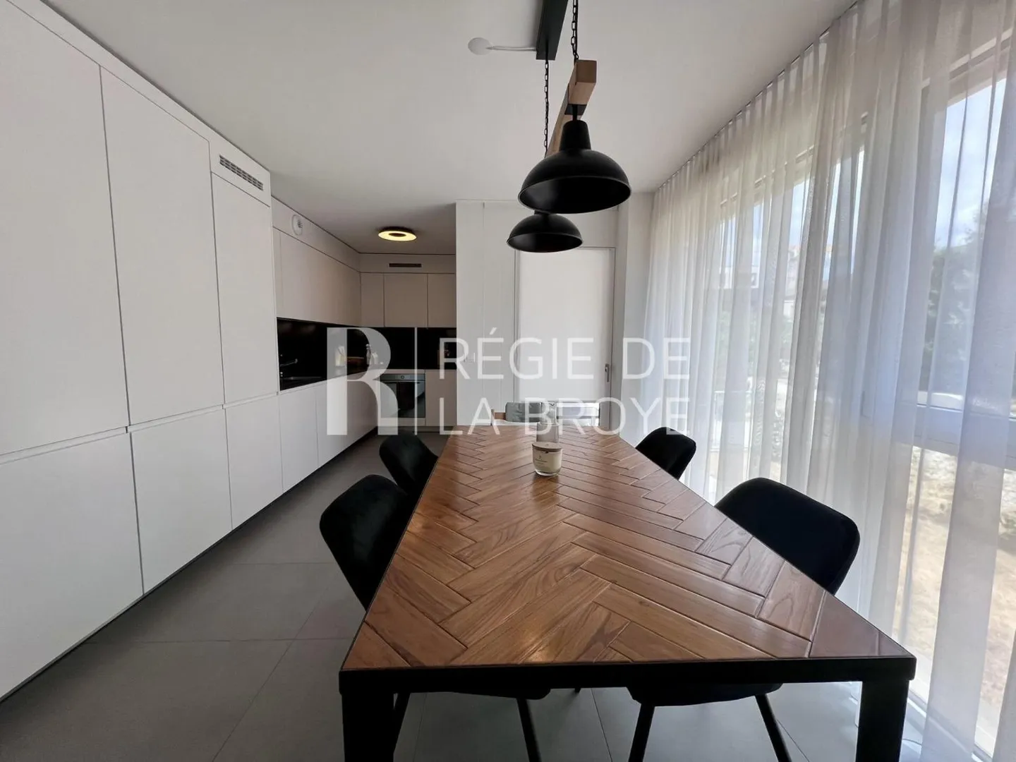 Apartment with 3.5 rooms on the ground floor in Estavayer-le-Lac - Photo 8 of 12