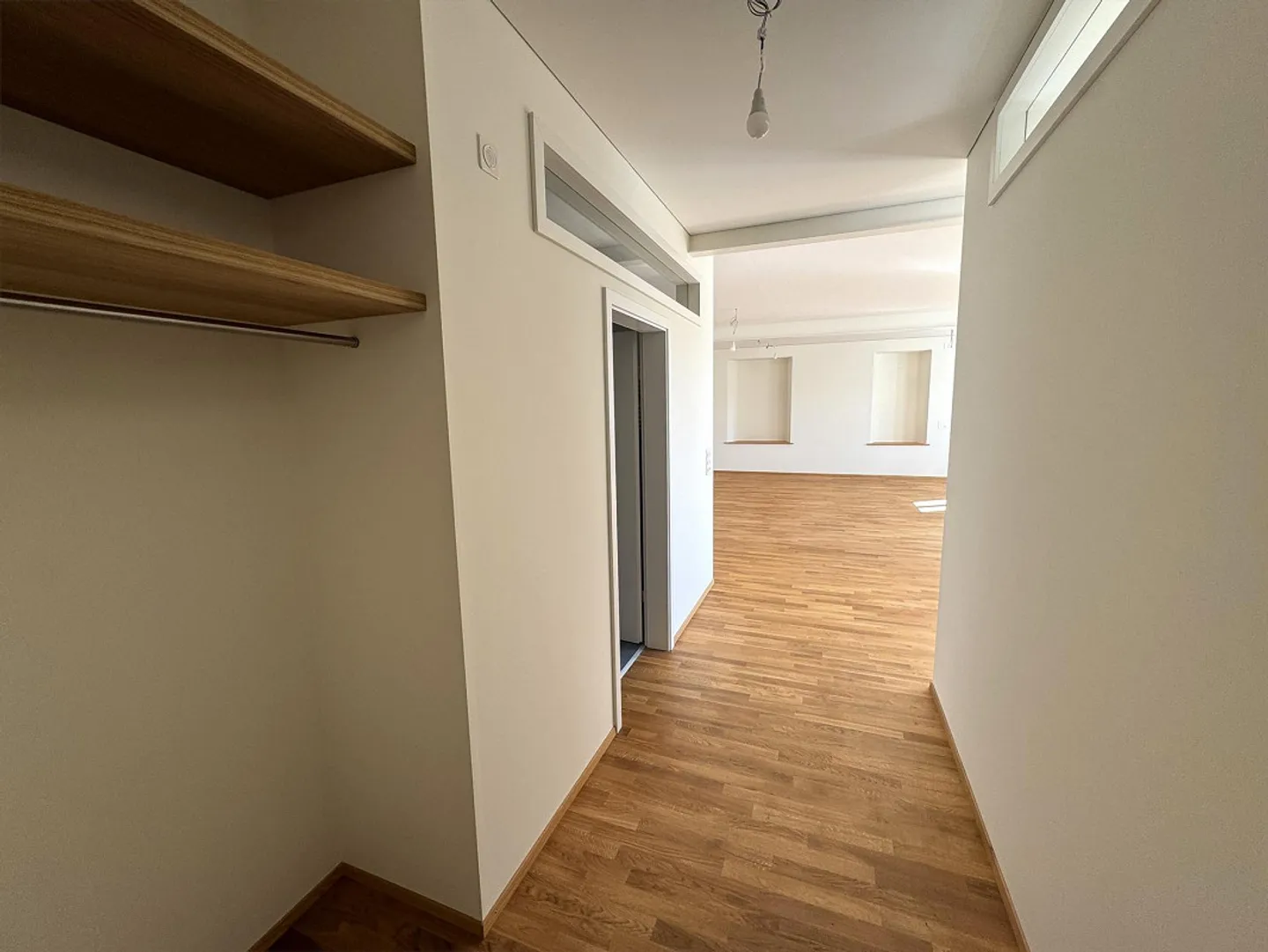 Magnifiquement rénové et spacieux appartement en loft de 1,5 pièce - Photo 7 sur 9
