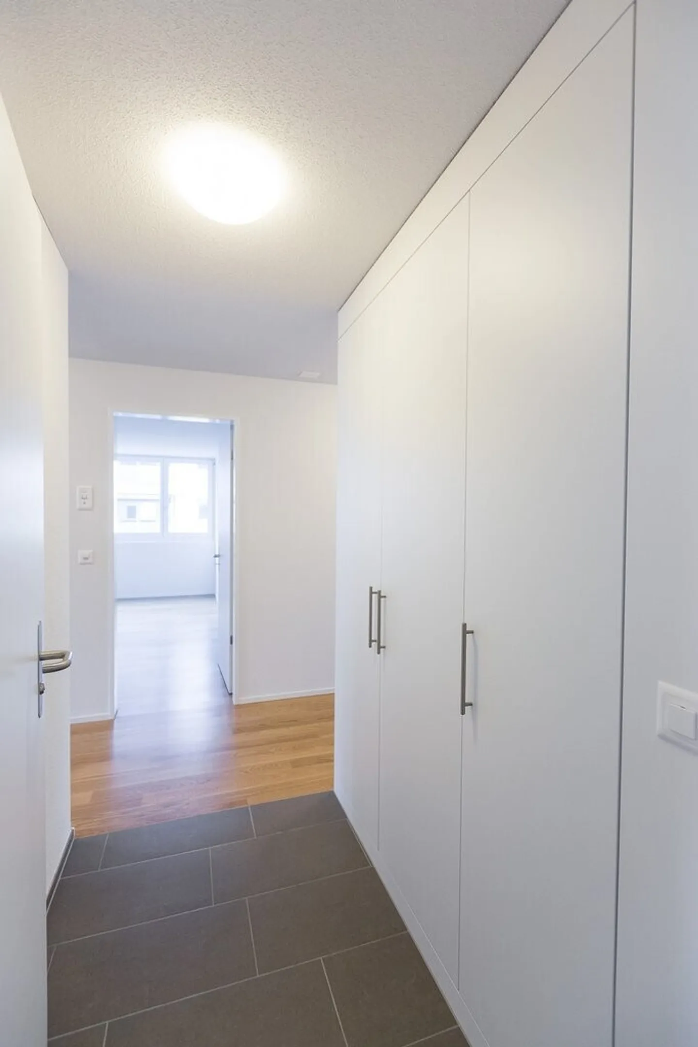 Moderne 2.5-Zimmerwohnung - Foto 7 von 7