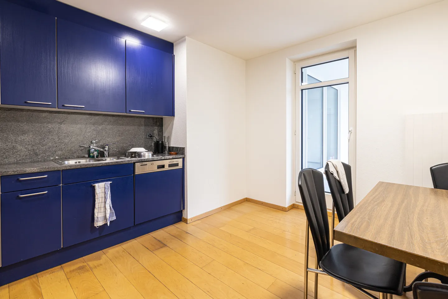 WG-Zimmer an sehr zentraler Lage zu vermieten - Foto 7 von 9