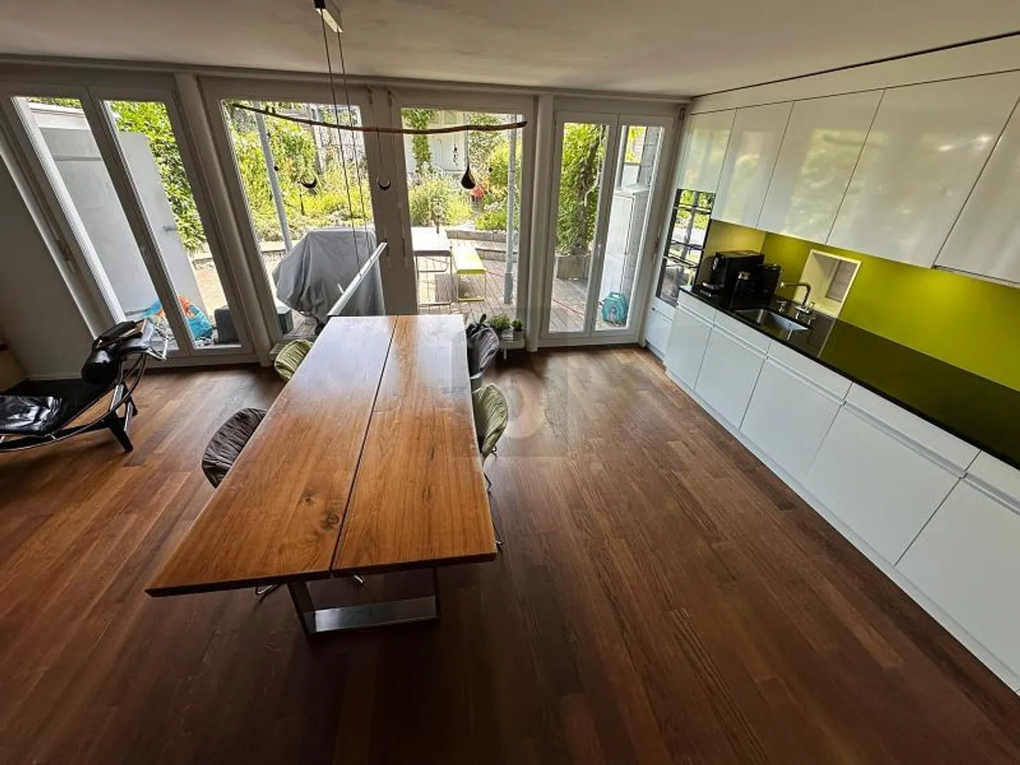 ARREDATO CON STILE - GIARDINO PRIVATO - DISPONIBILE PER 12 MESI - Foto 3 di 6