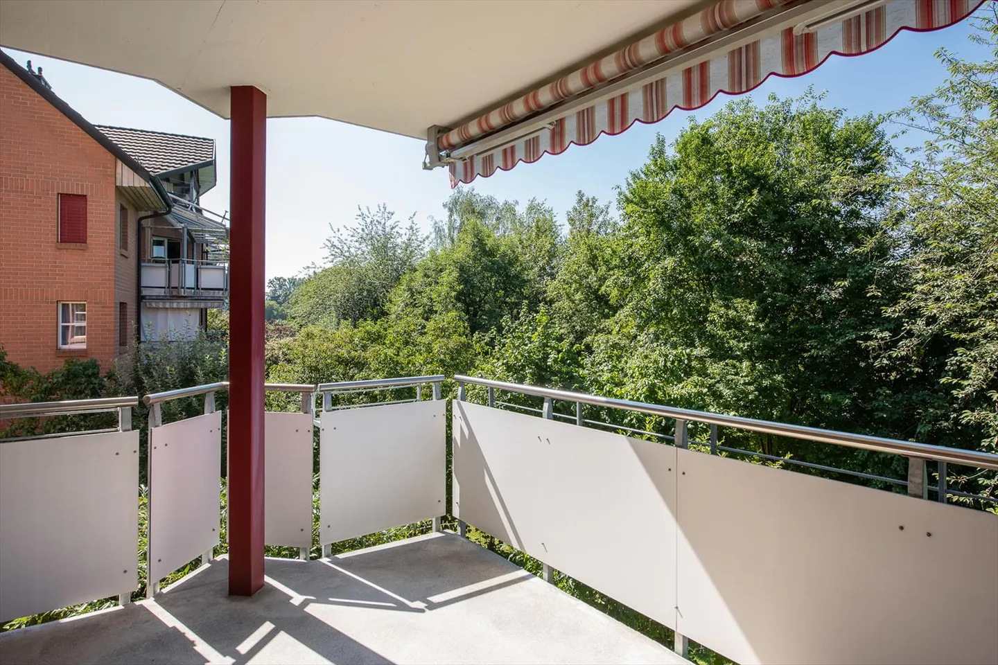 Grand appartement avec vue sur la verdure ! - Photo 8 sur 10