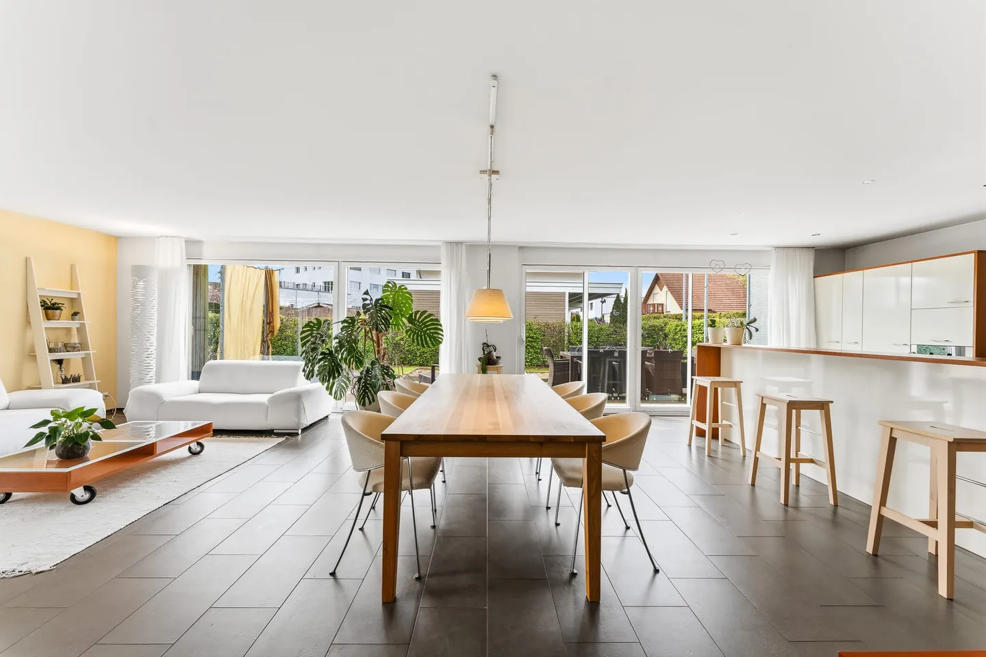Efficient Family Home in Hochdorf - Photo 7 of 13