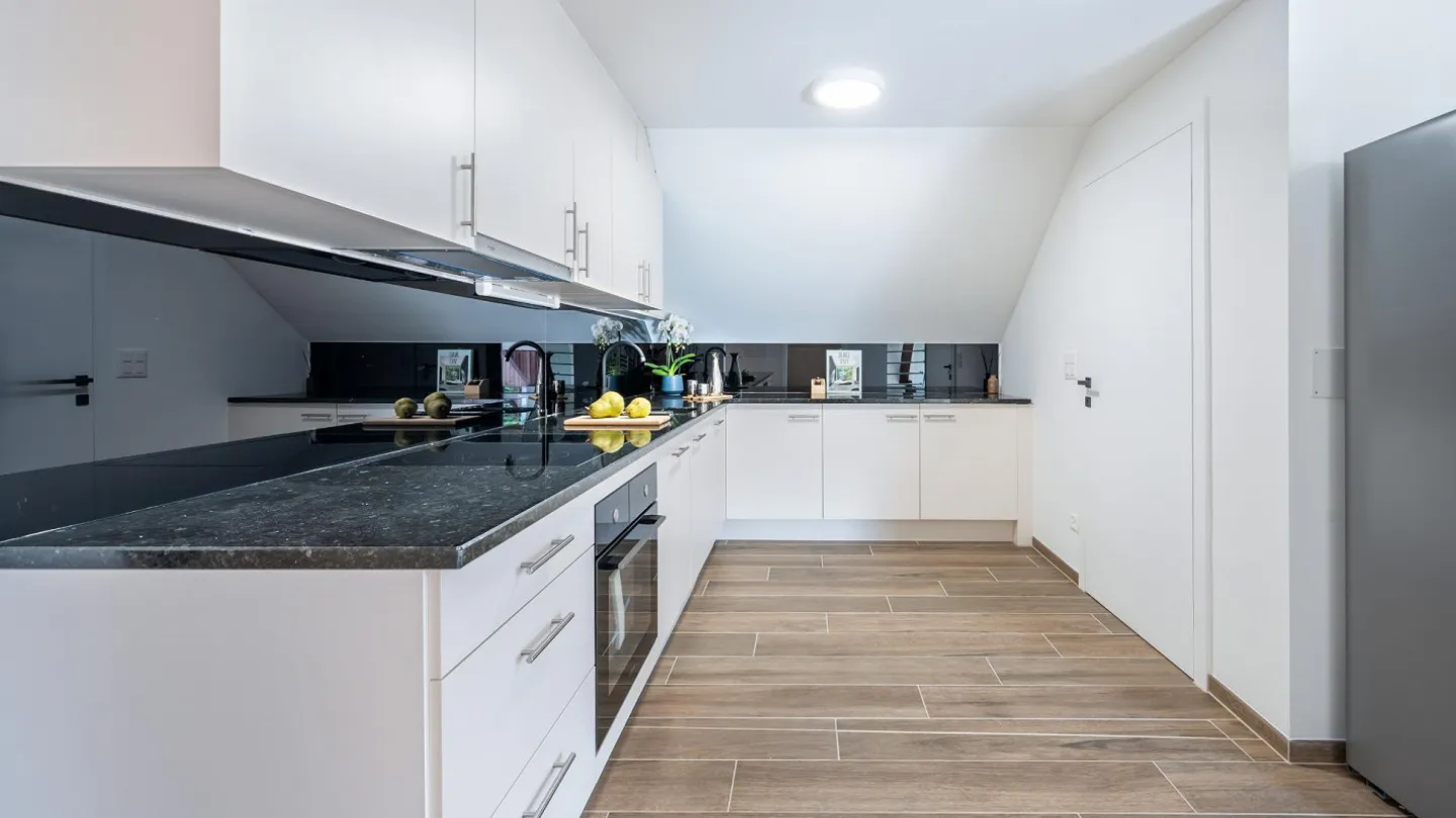 Edificio residenziale completamente ristrutturato | 8 appartamenti | 4% di rendimento | Cantone di Argovia - Foto 11 di 17