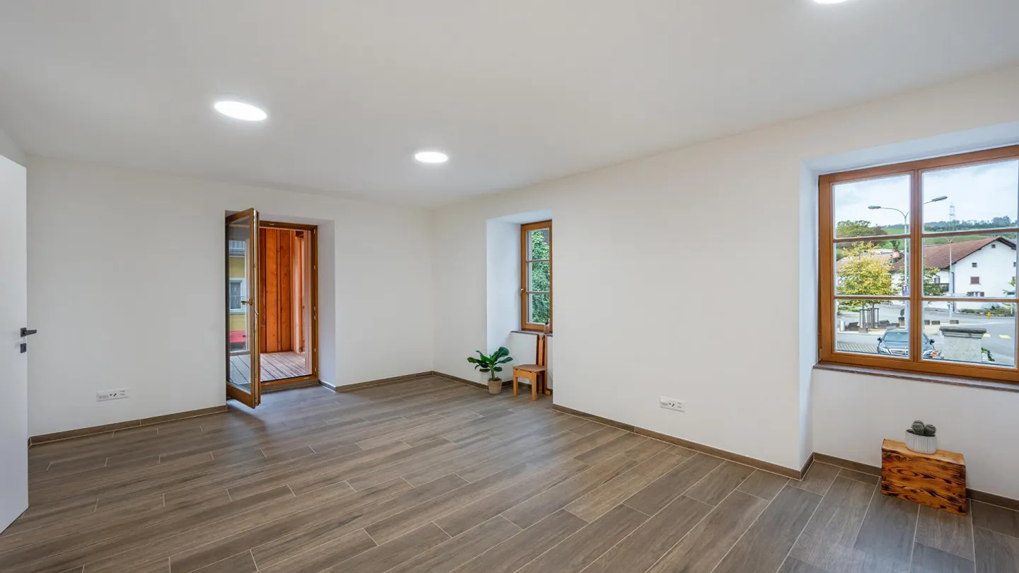 Edificio residenziale completamente ristrutturato | 8 appartamenti | 4% di rendimento | Cantone di Argovia - Foto 14 di 17