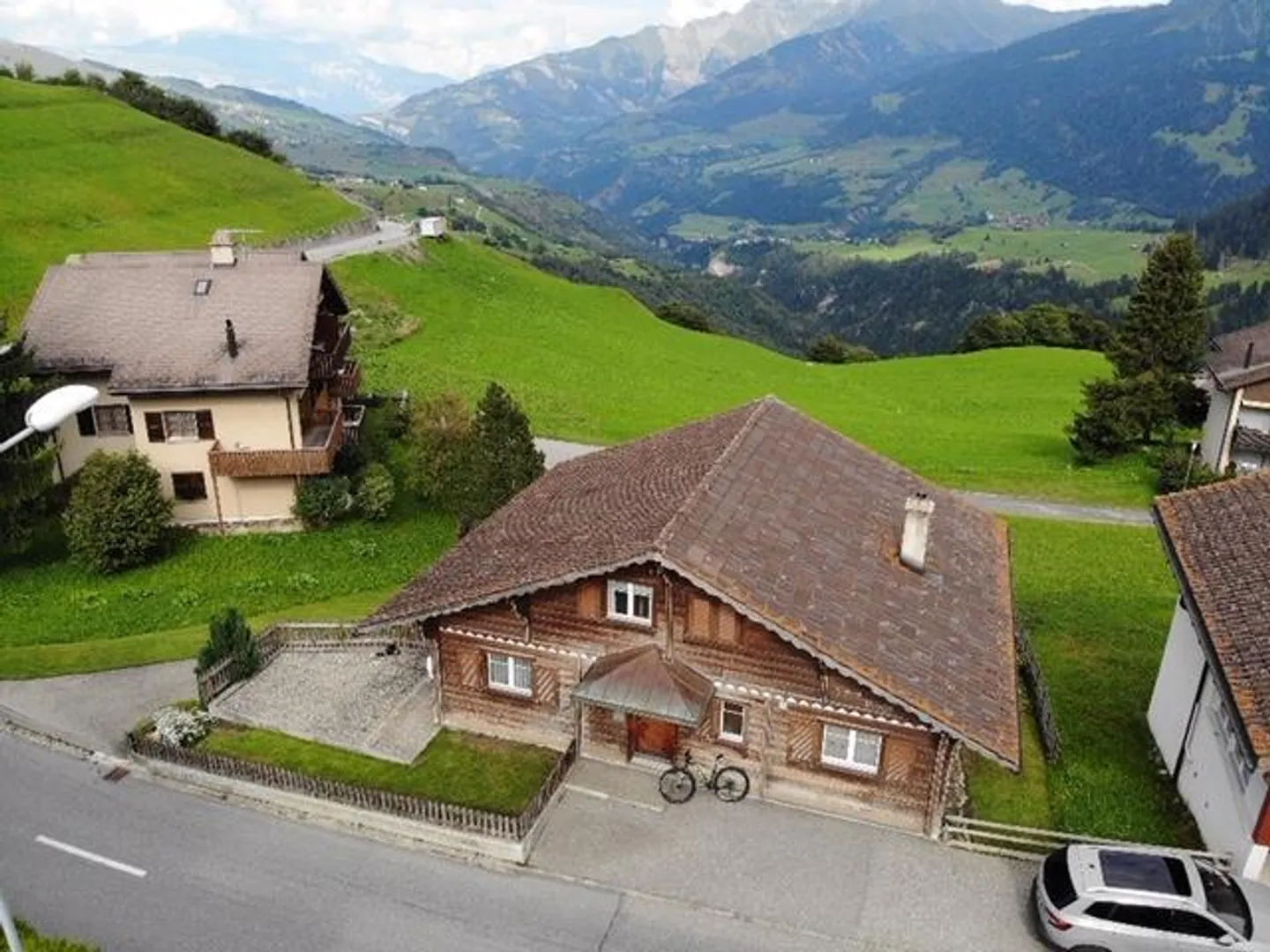 Gemütliches Einfamilienchalet - Foto 1 von 2