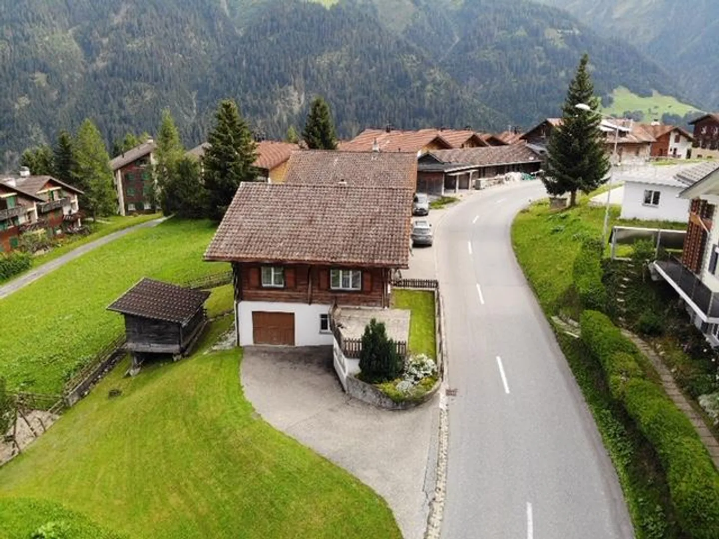 Gemütliches Einfamilienchalet - Foto 2 von 2