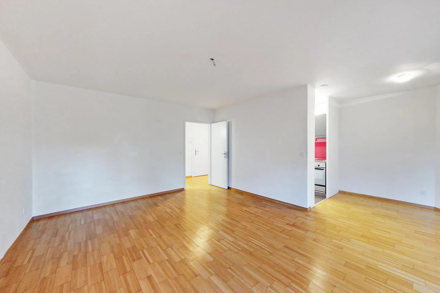 Super residential location in Altstetten - green, quiet and yet central - Limited! - Photo 2 of 8