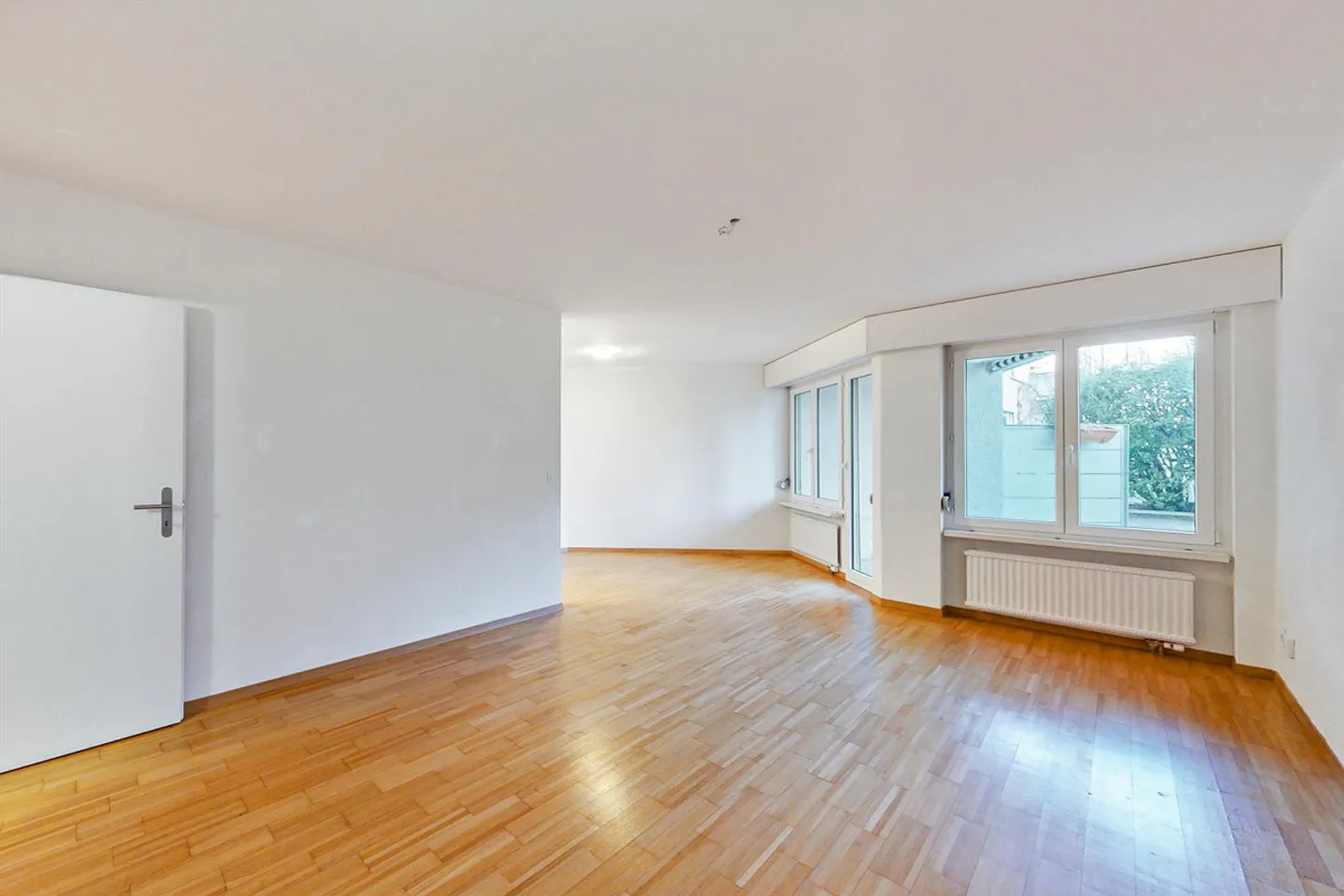 Super residential location in Altstetten - green, quiet and yet central - Limited! - Photo 3 of 8