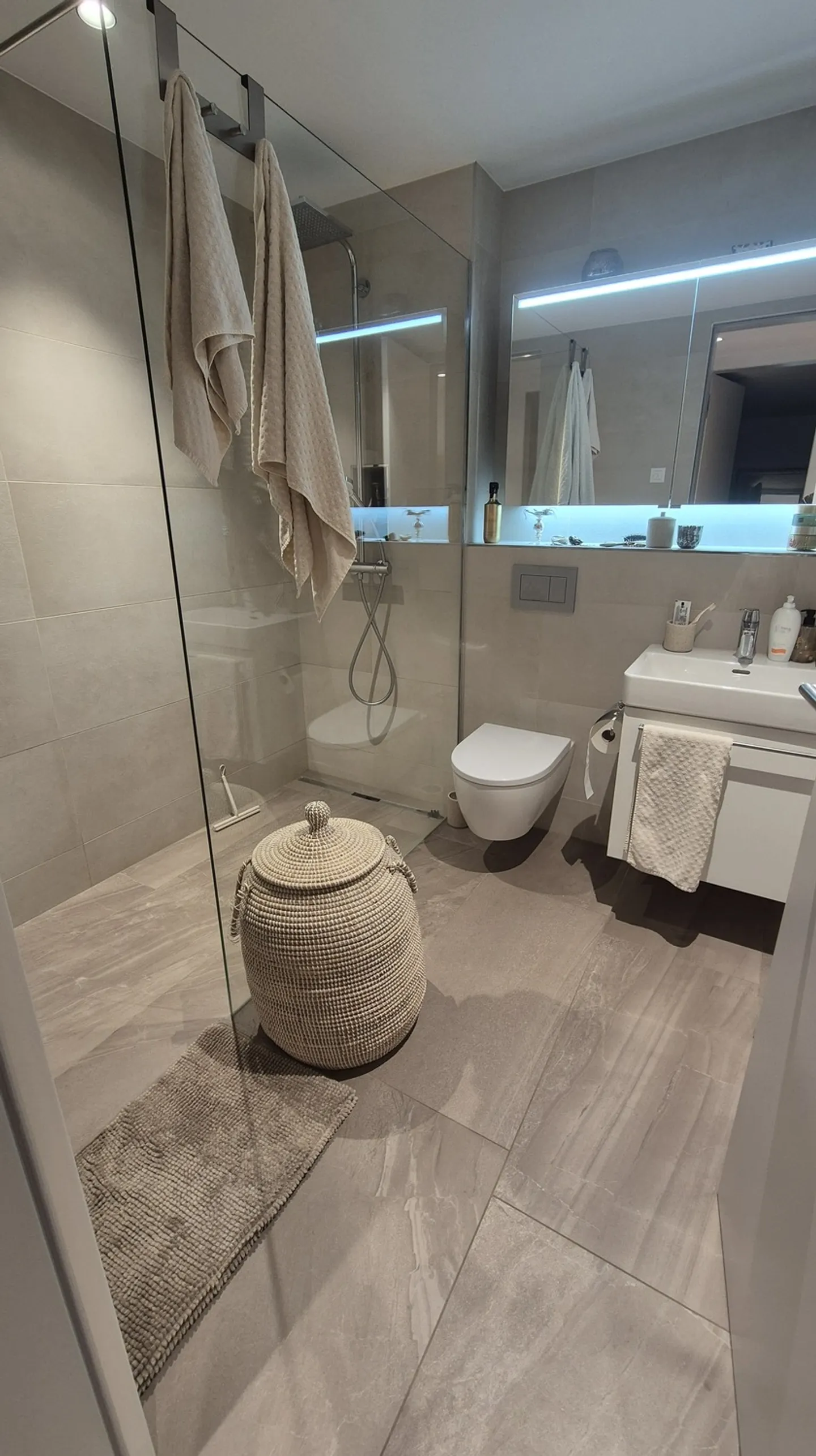 Appartamento 2.5 camere affascinante - Foto 5 di 6
