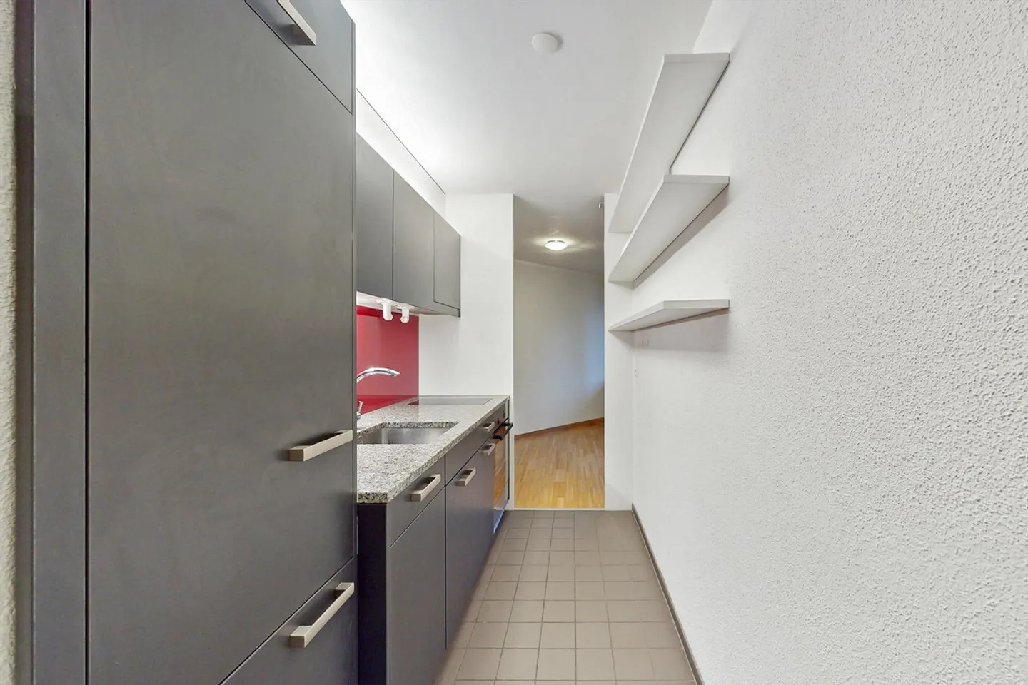 Super residential location in Altstetten - green, quiet and yet central - Limited! - Photo 6 of 8
