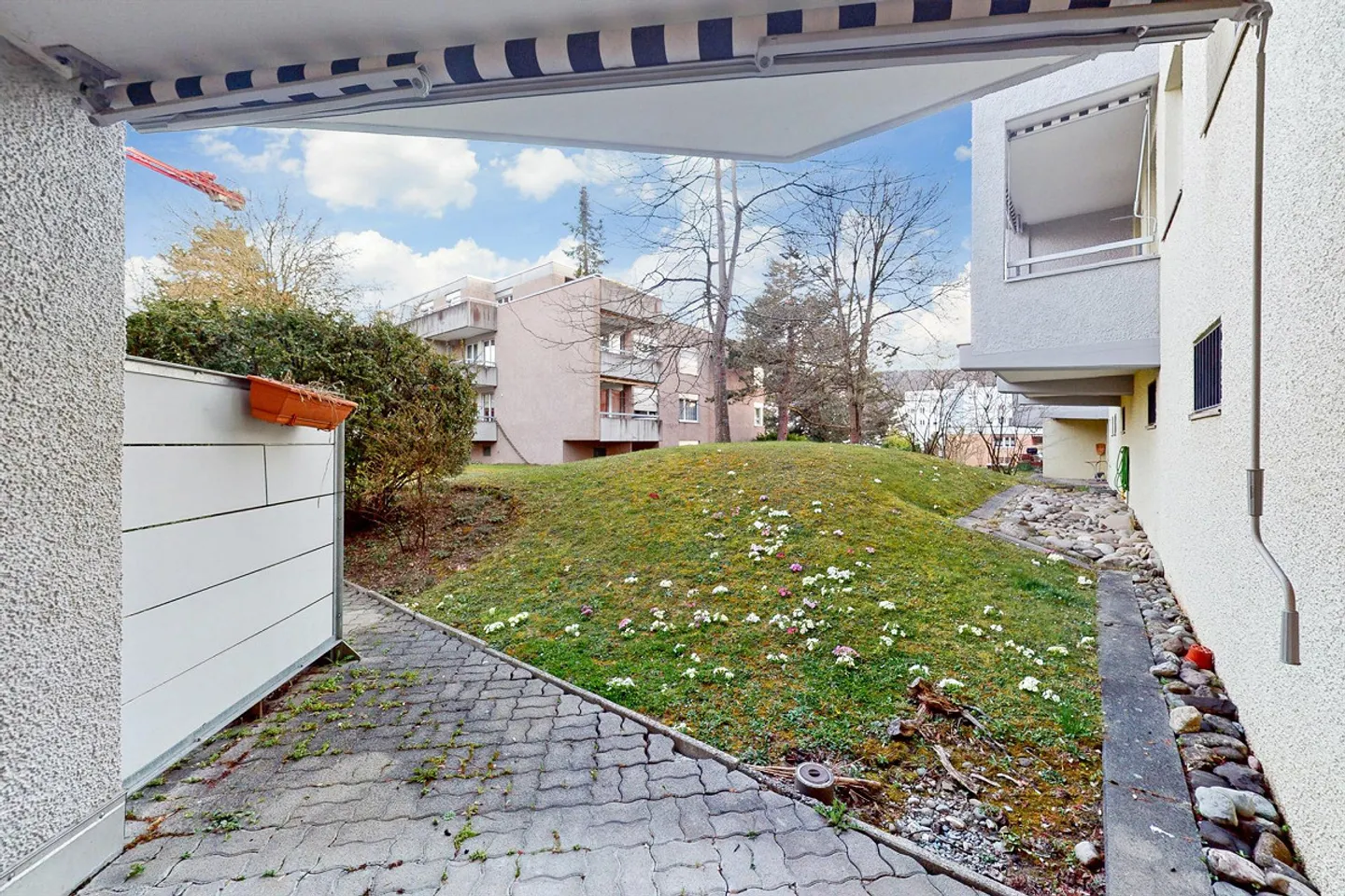 Super residential location in Altstetten - green, quiet and yet central - Limited! - Photo 8 of 8