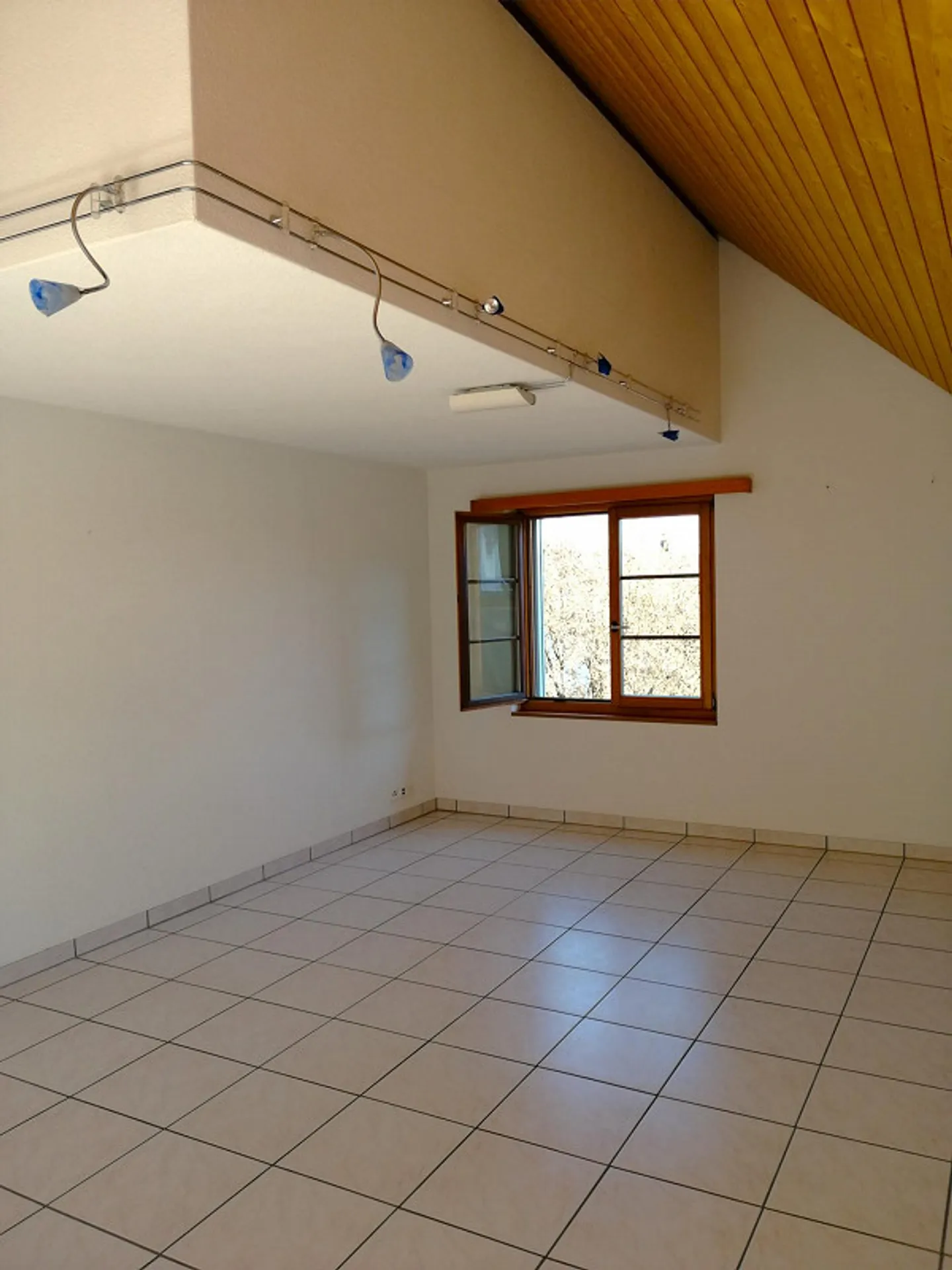 Charmante 3.5-Zimmer-Wohnung mit Balkon - Foto 4 von 7