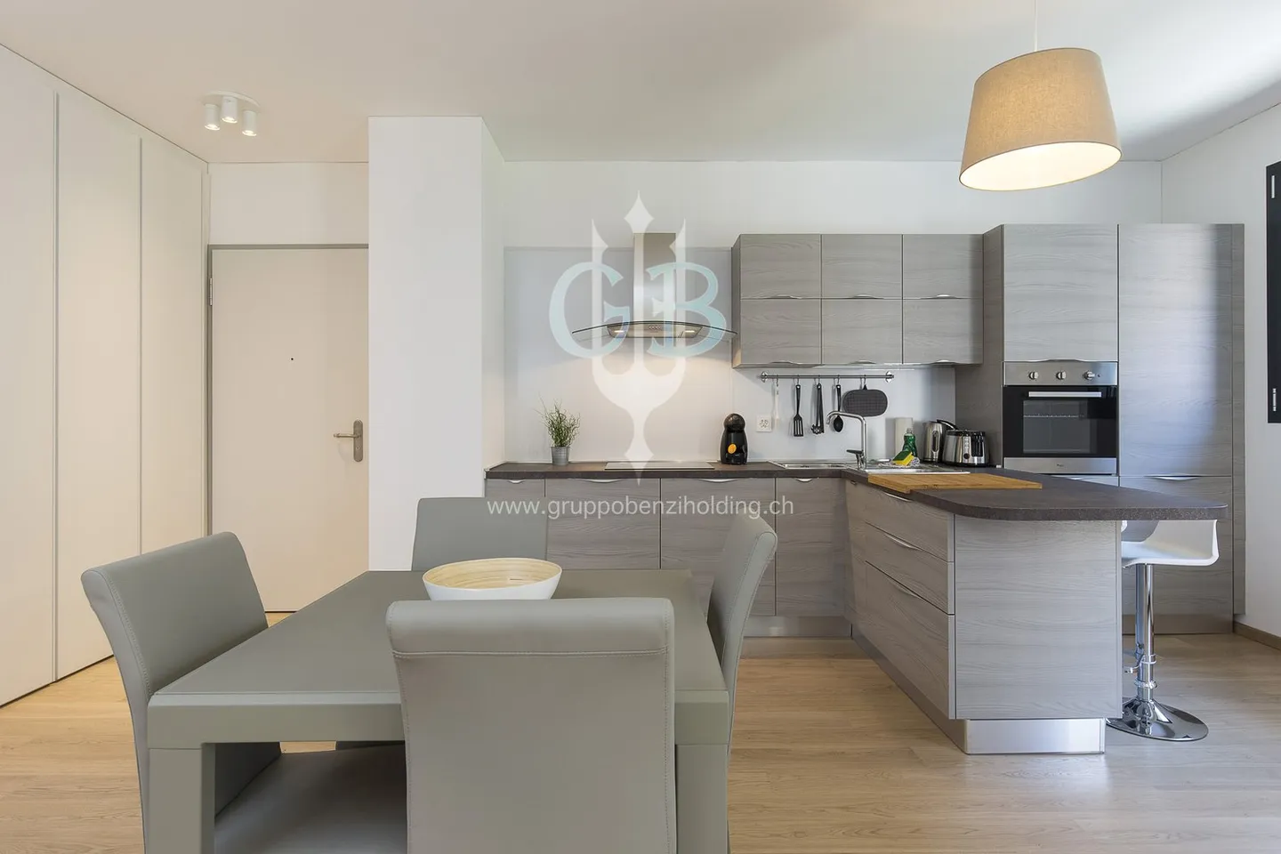 Zentrales 3,5-Zimmer-Apartment in Lugano - Foto 4 von 19