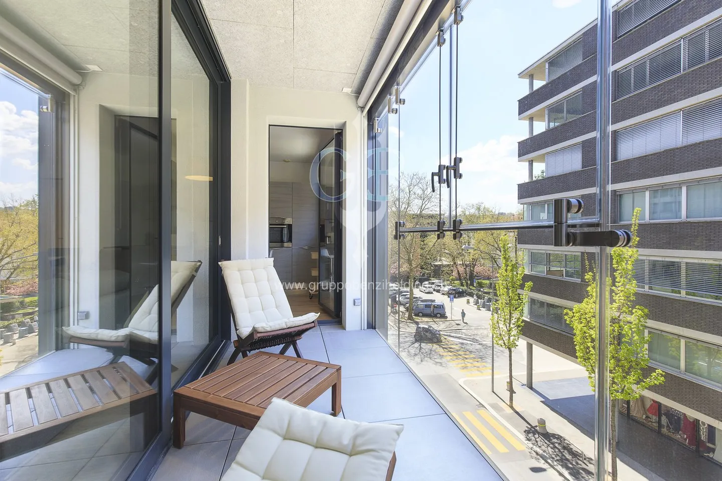 Zentrales 3,5-Zimmer-Apartment in Lugano - Foto 1 von 19