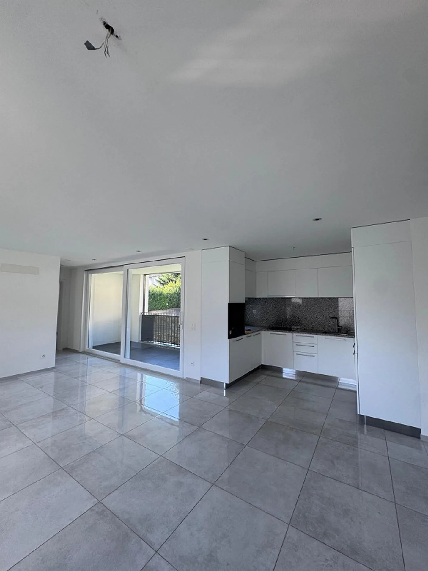 Zu verkaufen 4,5-Zimmer-Wohnung mit Terrasse in Gorduno - Foto 4 von 25