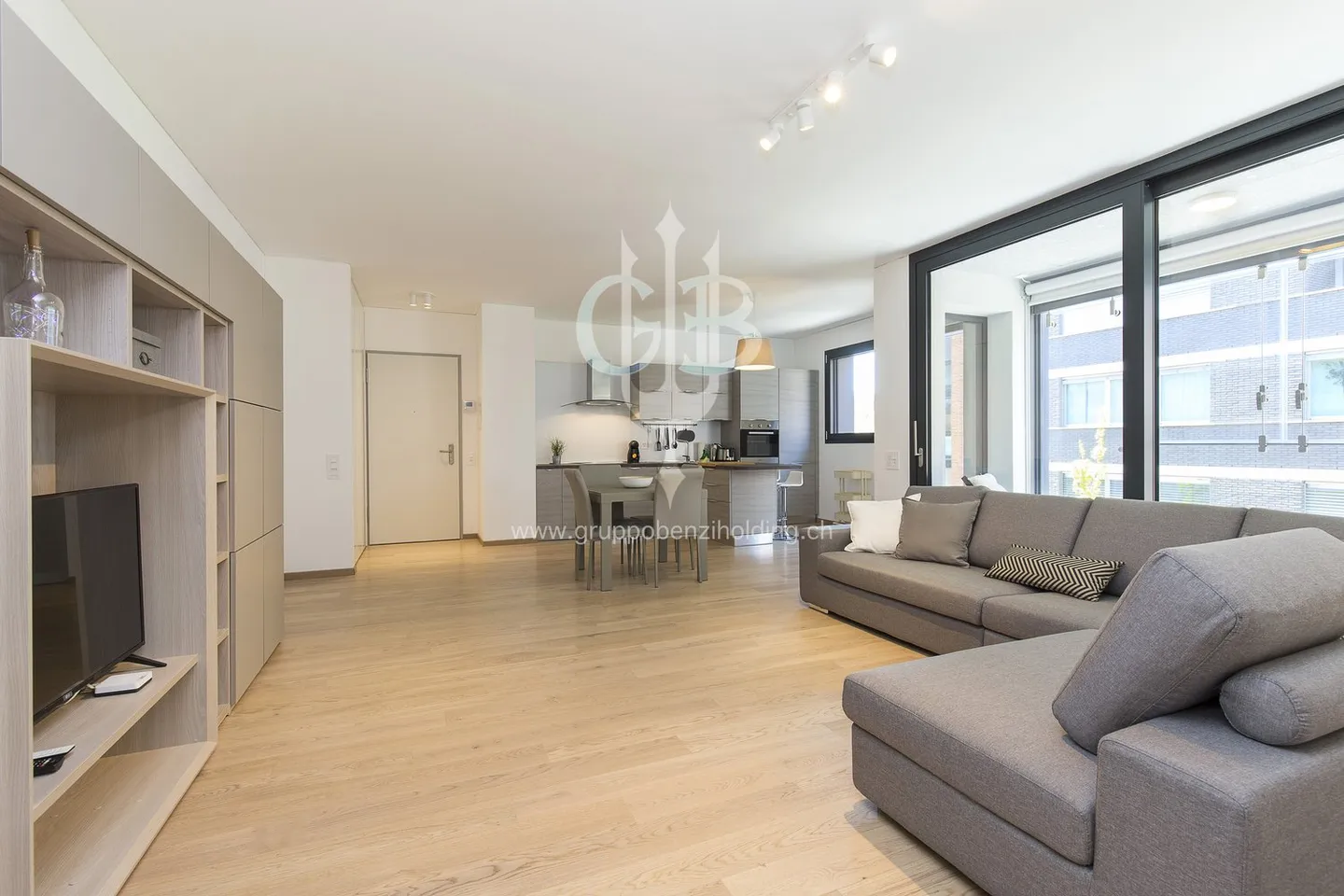 Zentrales 3,5-Zimmer-Apartment in Lugano - Foto 2 von 19