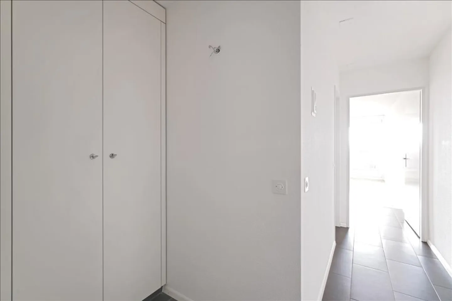Charmantes Studio mit Balkon - Foto 5 von 7